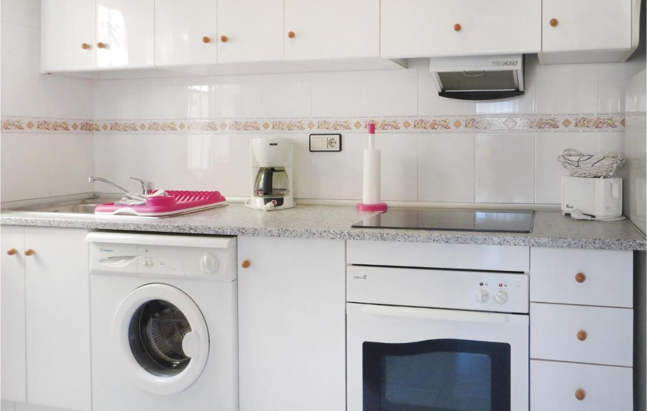 Amazing Apartment In Torrevieja With Kitchen المظهر الخارجي الصورة