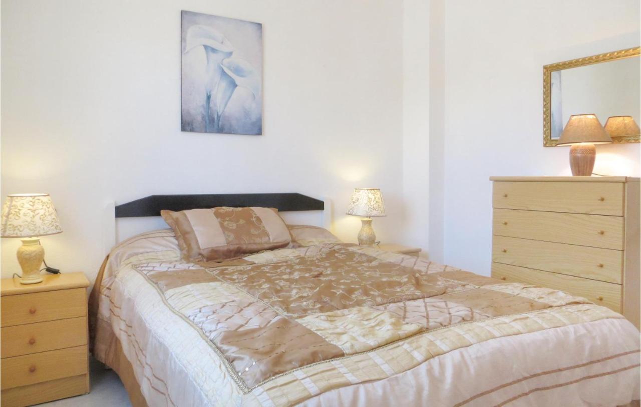 Amazing Apartment In Torrevieja With Kitchen المظهر الخارجي الصورة